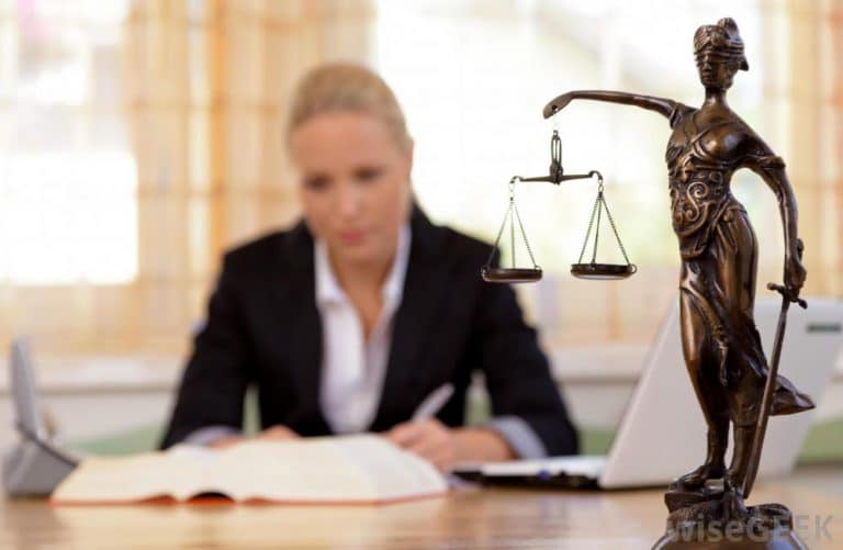 Salaire d’un avocat : combien gagne un avocat en 2023