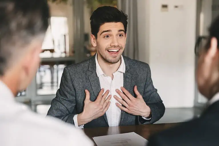 35 métiers qui recrutent (certains sans diplôme)