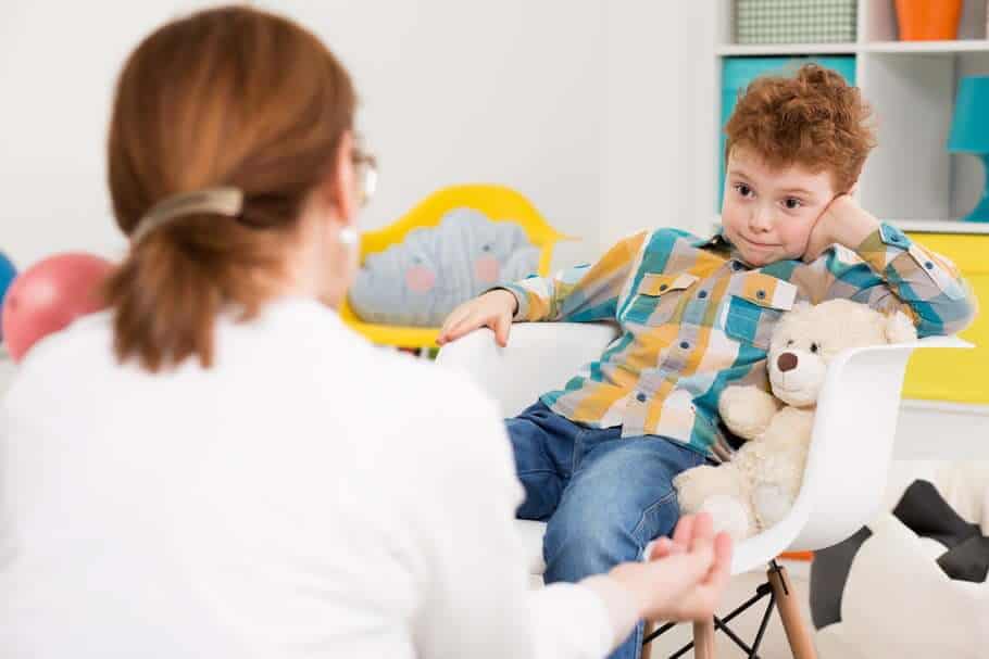 accompagnant personnes autistes
