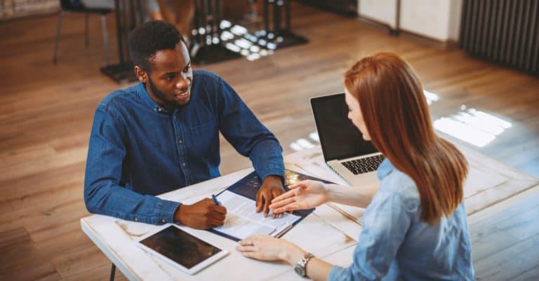 Devenir Chargé de recrutement : missions, salaire et formation