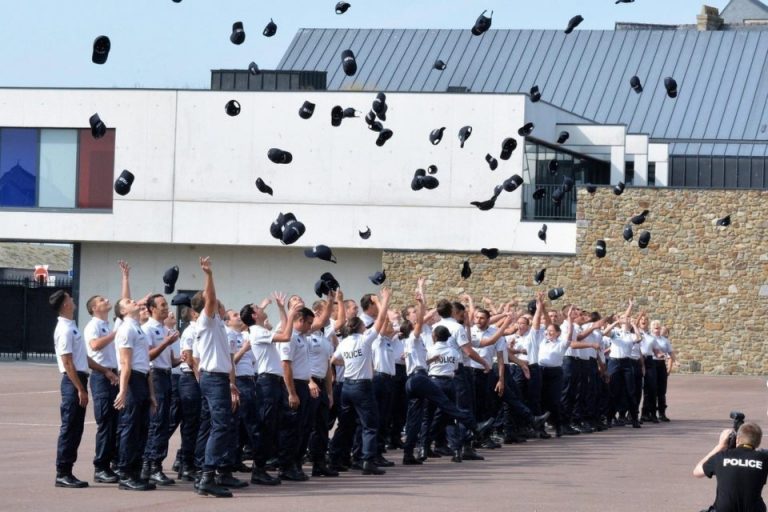 Devenir Cadet de la République : missions, salaire et formation