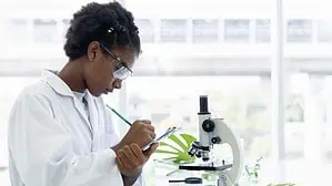 Analyse au microscope