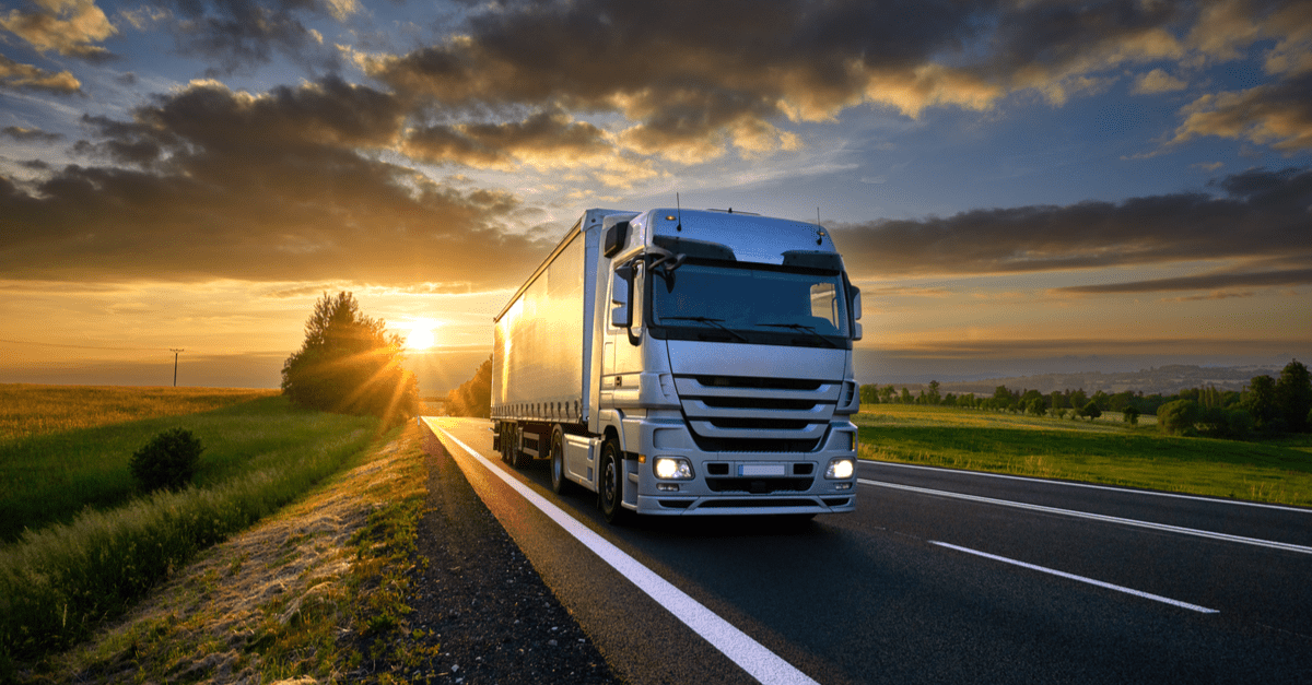 Camion effectuant une livraison