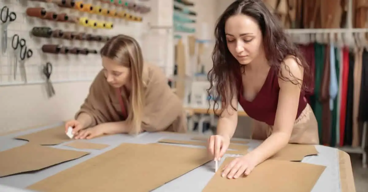 Etudiantes en design de mode